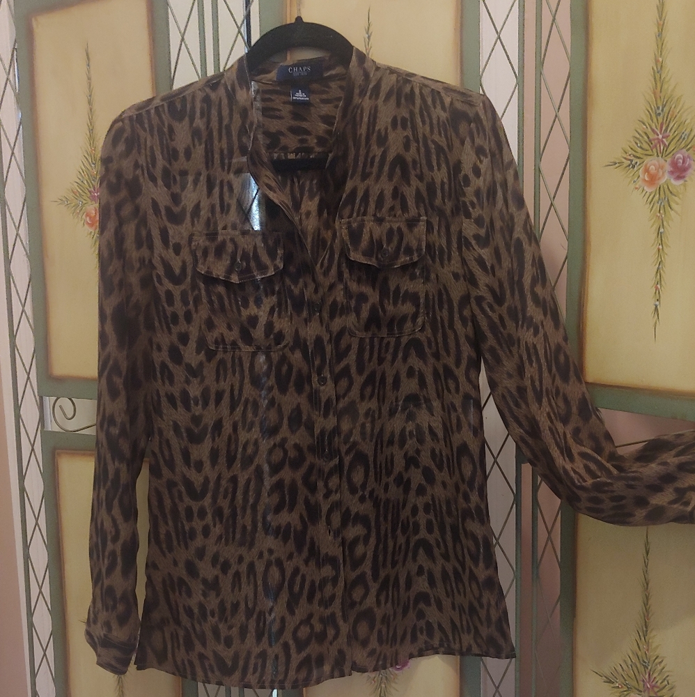 Chaps Sheer Leopard 🐆 Blouse